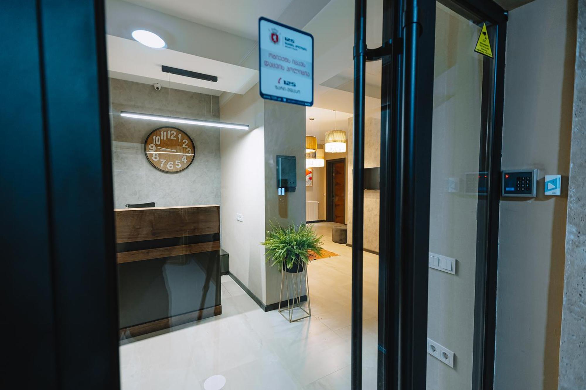 Hotel Sky Station Tbilisi Luaran gambar