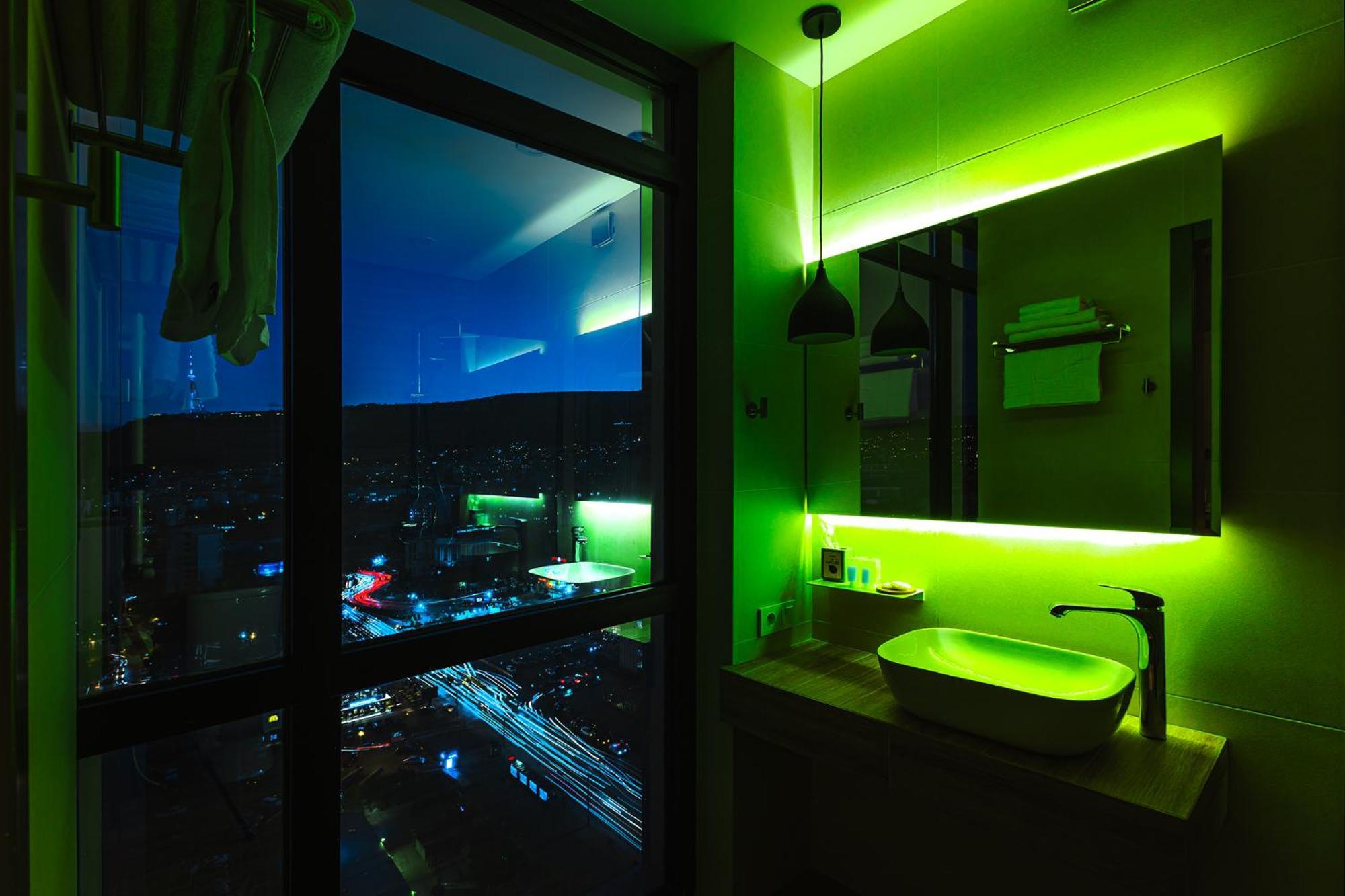 Hotel Sky Station Tbilisi Luaran gambar