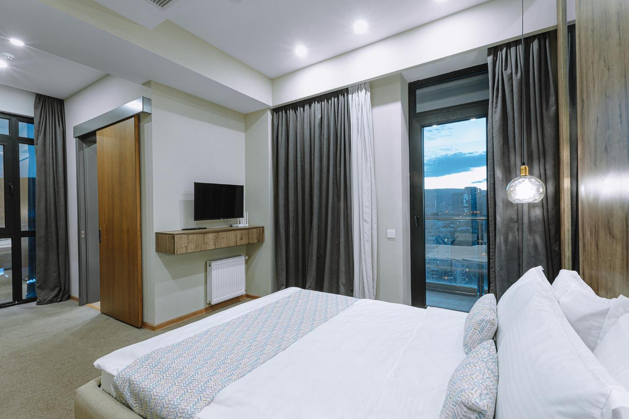 Hotel Sky Station Tbilisi Luaran gambar
