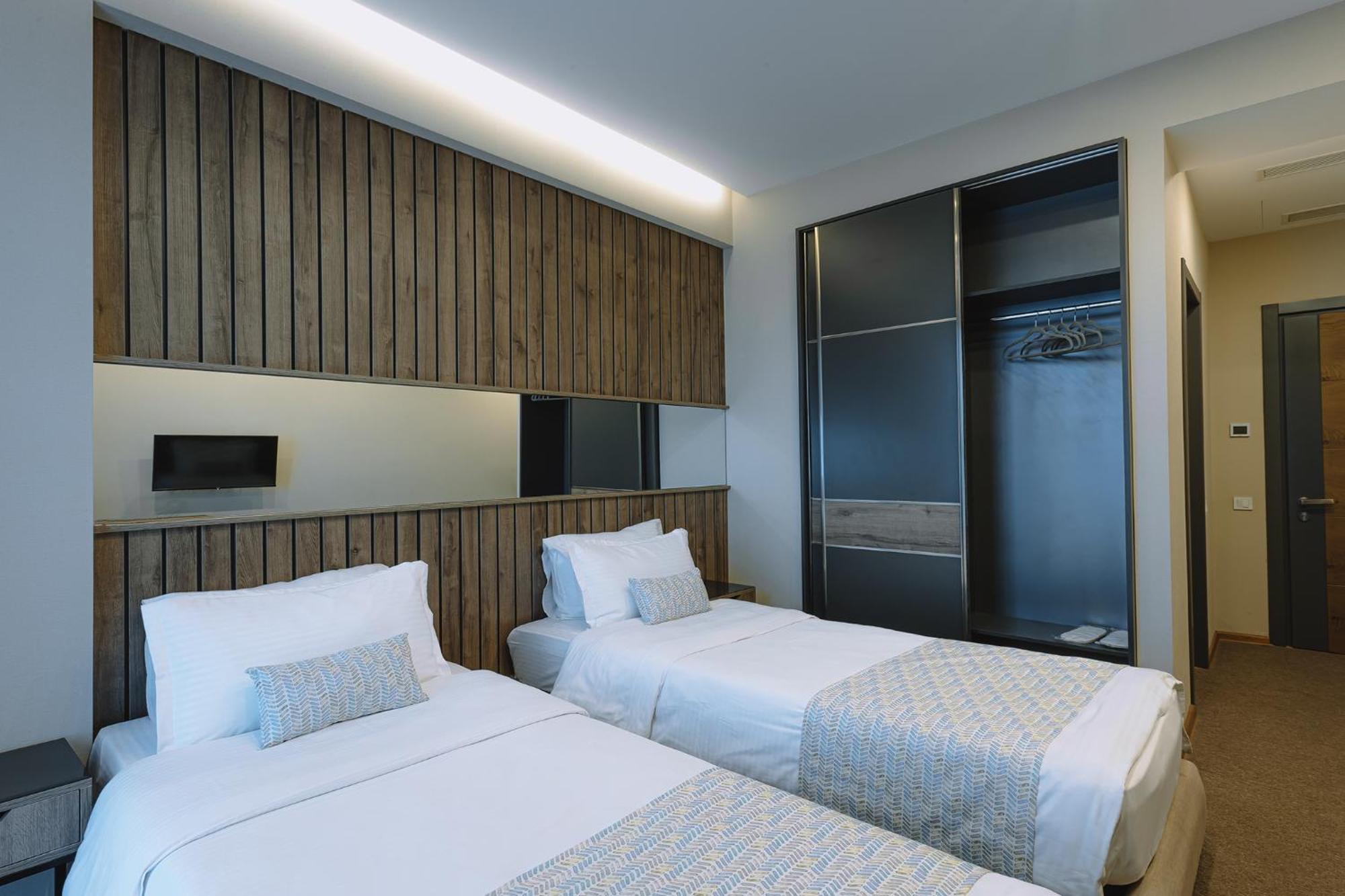 Hotel Sky Station Tbilisi Luaran gambar
